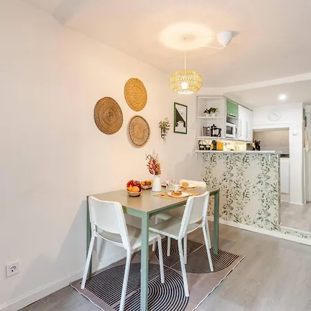 Apartamento Alcaide - 1 Bedroom In Santa Catarina - With Balcony And Fast Wifi *