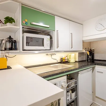 Διαμέρισμα Alcaide - 1 Bedroom In Santa Catarina - With Balcony And Fast Wifi